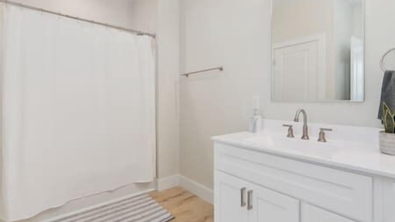 Photo of Bathroom in Wilmington Historic District