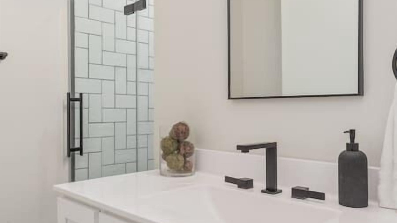 Photo of Bathroom in Wilmington Historic District