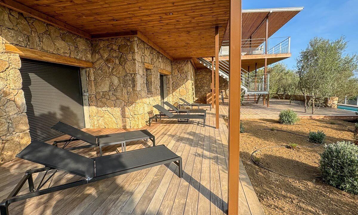 Photo of Patio Balcony in Cirendinu