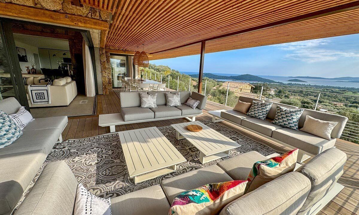 Photo of Patio Balcony in Cirendinu