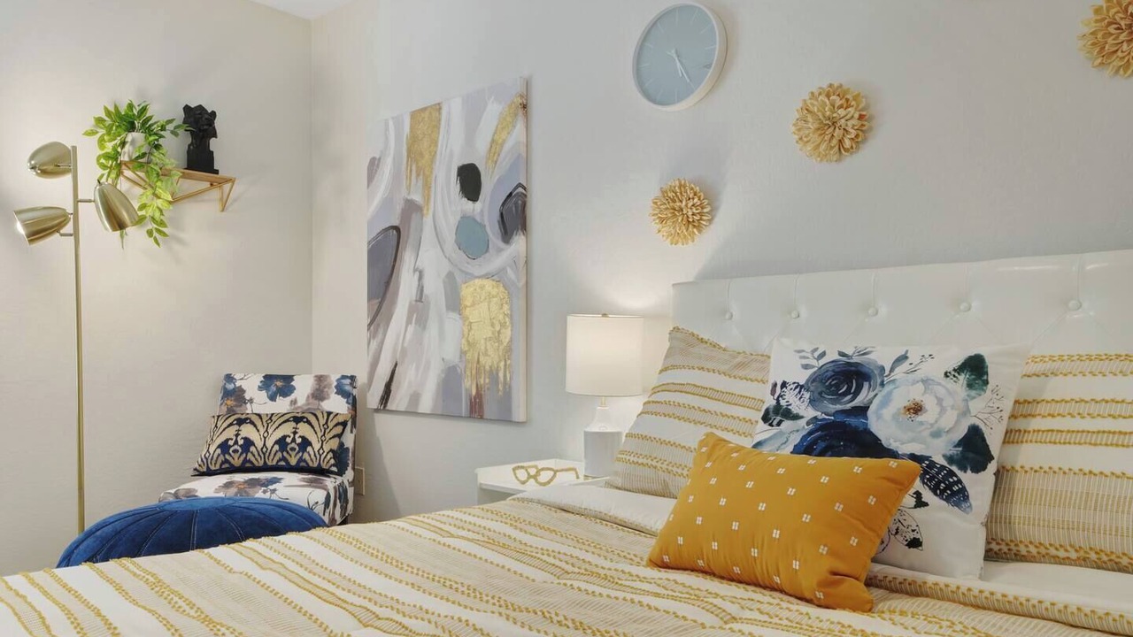 Photo of Bedroom in Pleasant Valley