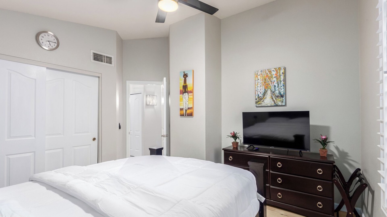 Photo of Bedroom in Desert Ridge