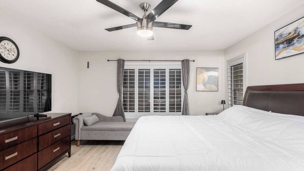 Photo of Bedroom in Desert Ridge
