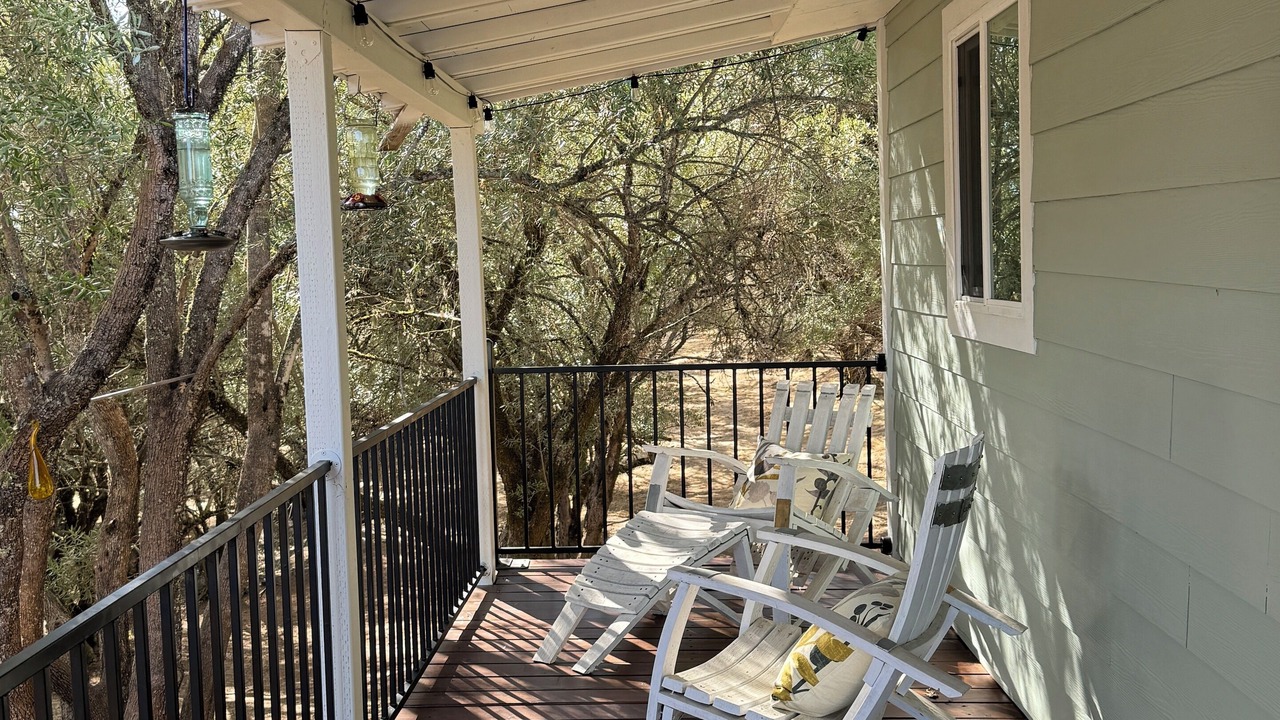 Photo of Patio Balcony in Upper Lake