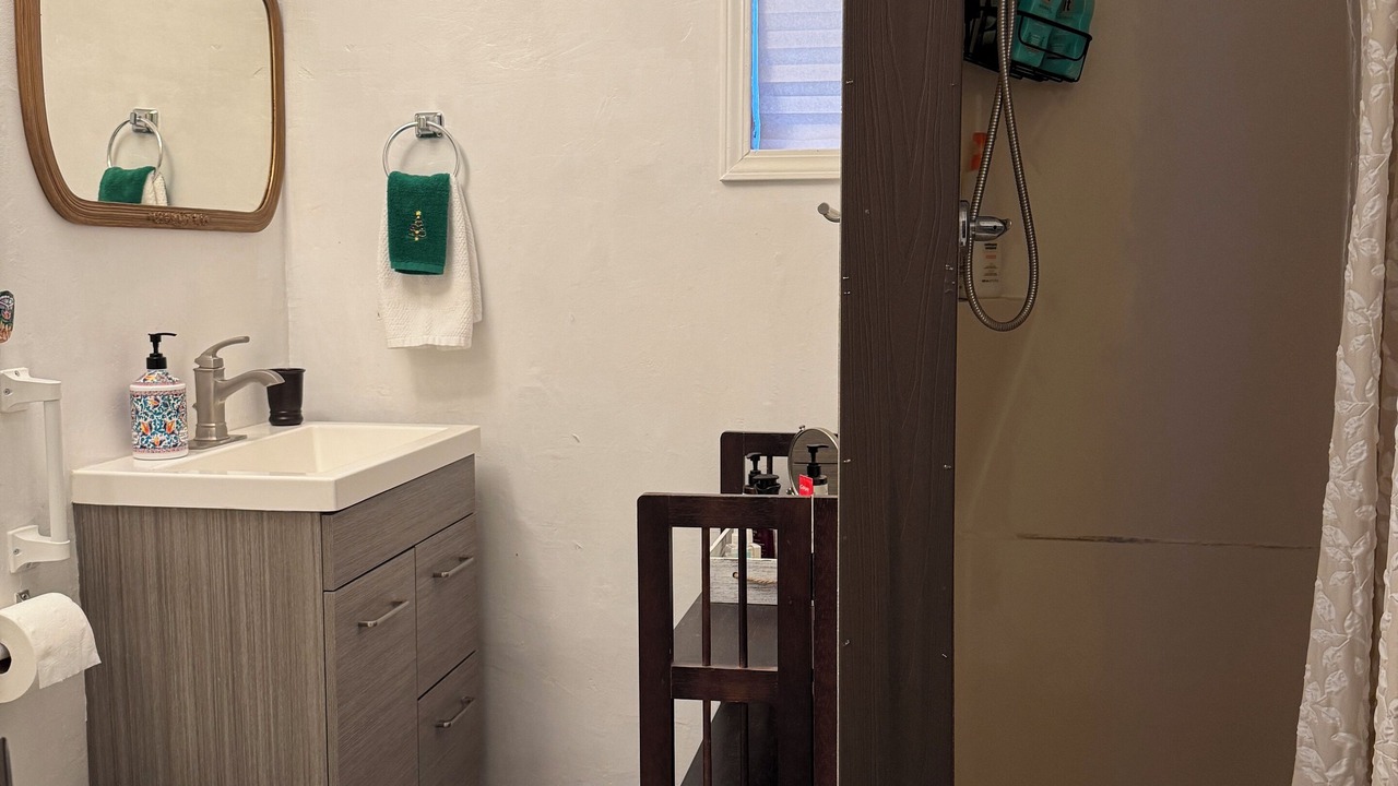 Photo of Bathroom in Upper Lake