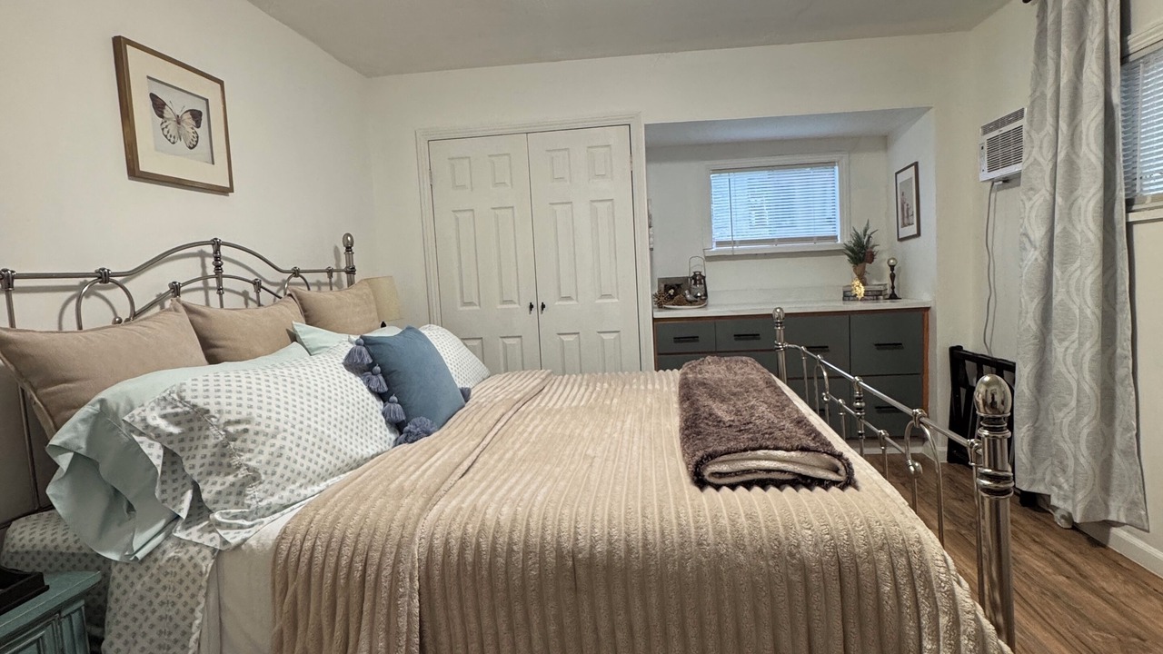Photo of Bedroom in Upper Lake