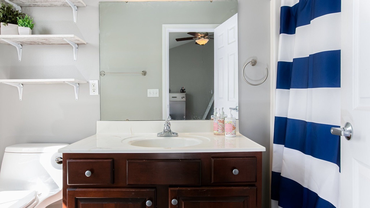 Photo of Bathroom in Roseland