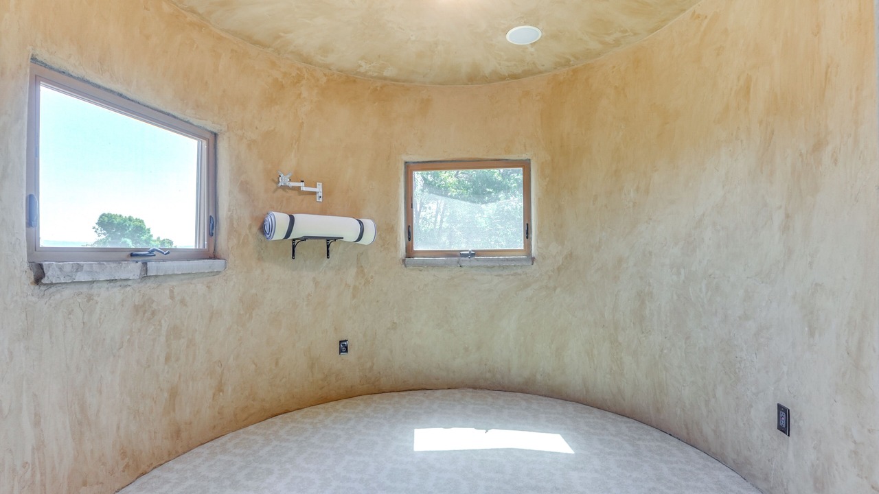 Photo of Bedroom in Green Springs