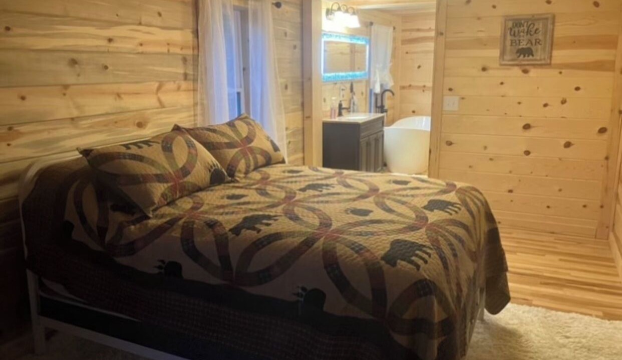 Photo of Bedroom in West Liberty