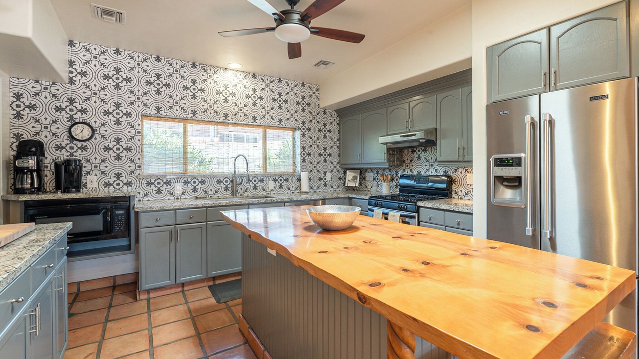 Photo of Kitchen in Blenman-Elm