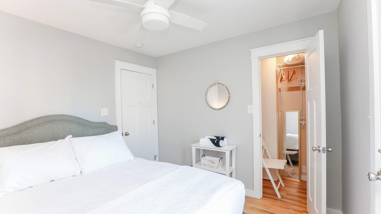 Photo of Bedroom in Chic's Beach
