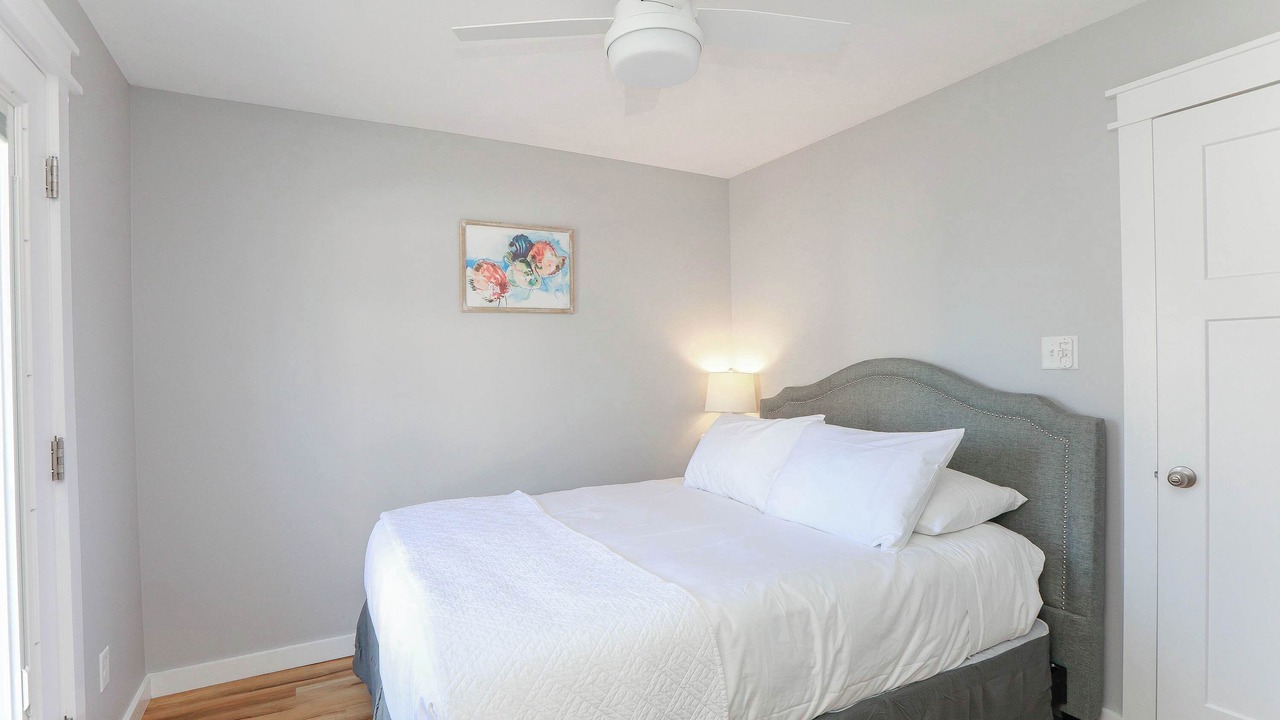 Photo of Bedroom in Chic's Beach