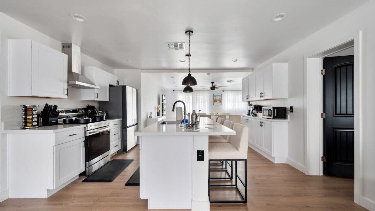 Photo of Kitchen in New Papago Parkway