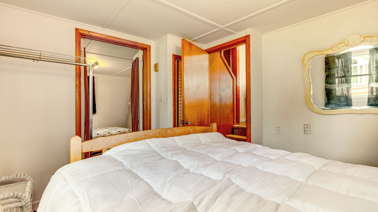 Photo of Bedroom in North Webster