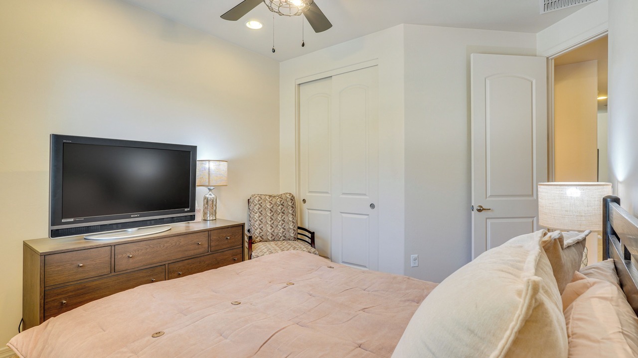 Photo of Bedroom in Tumacacori