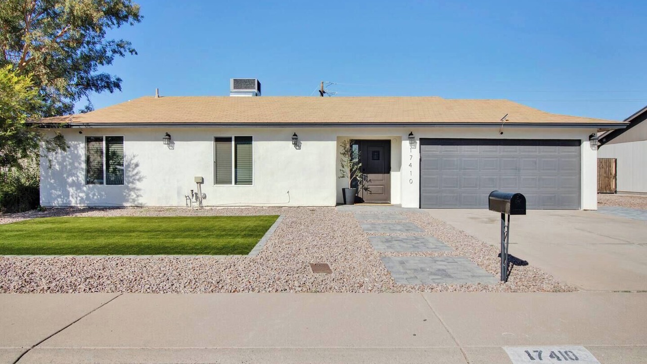 Photo of Outdoor in Paradise Valley Village