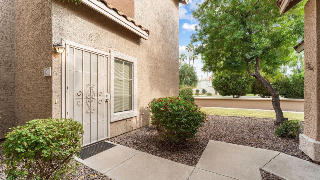 Photo of Outdoor in Val Vista Lakes
