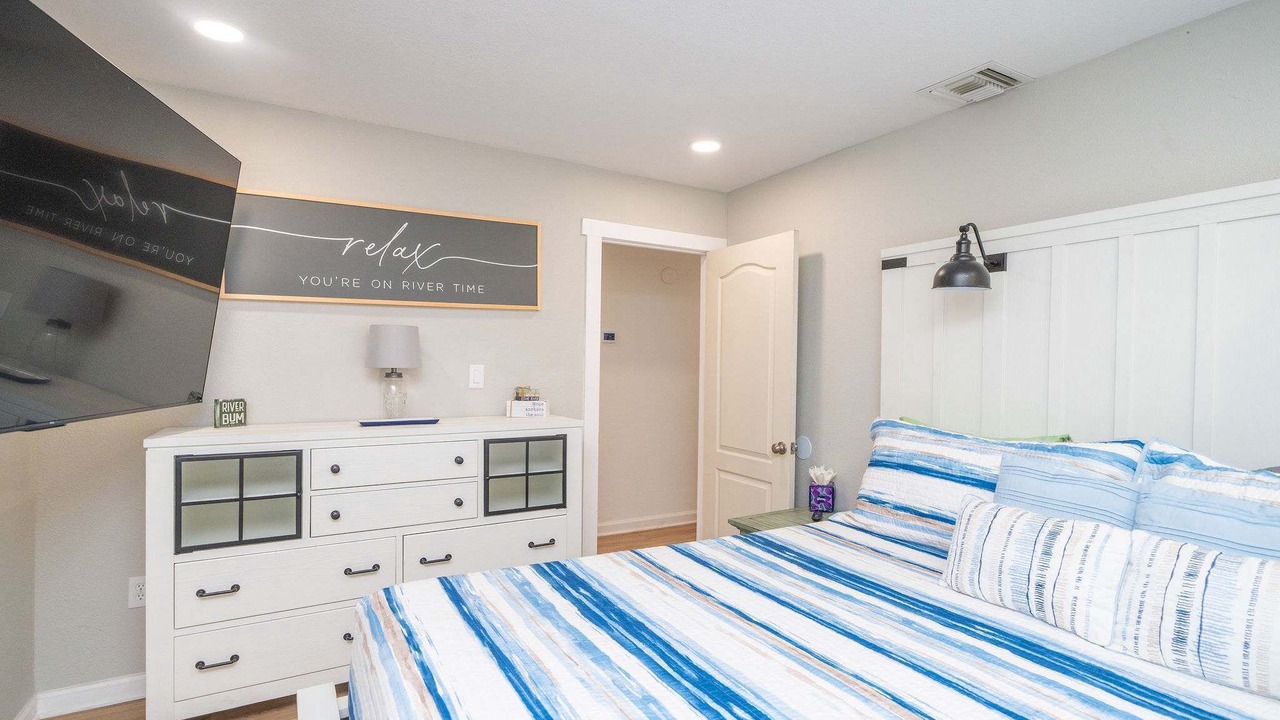 Photo of Bedroom in Moovalya Keys