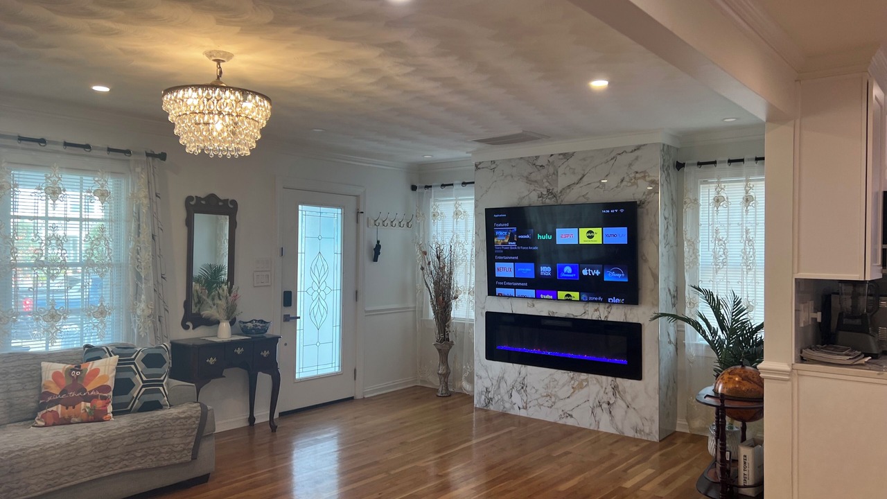 Photo of Livingroom in Bayview