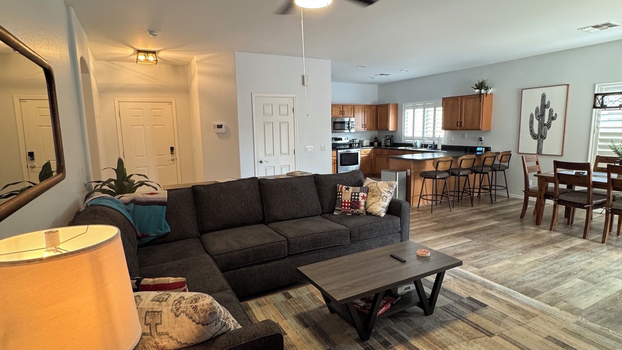 Photo of Livingroom in Maricopa
