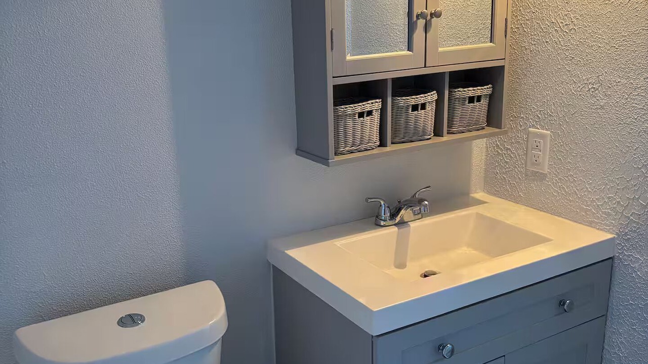 Photo of Bathroom in Oak Harbor