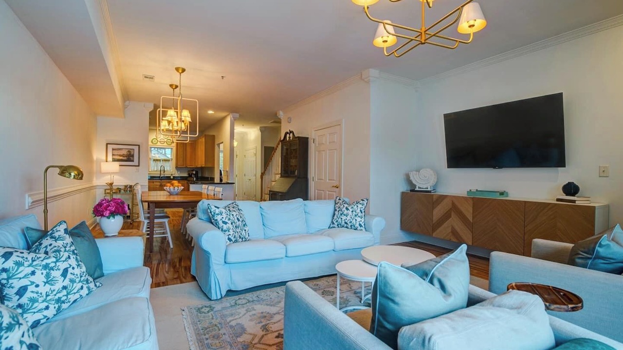 Photo of Livingroom in North Charleston