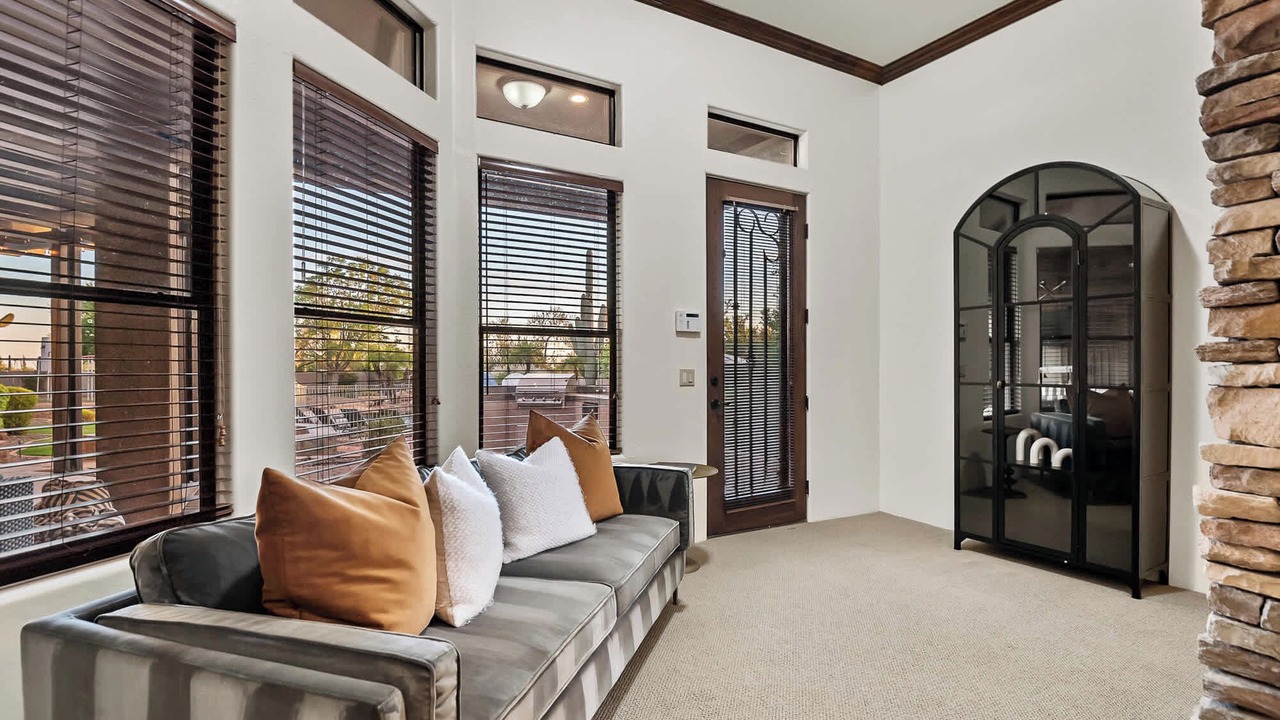 Photo of Livingroom in North Scottsdale