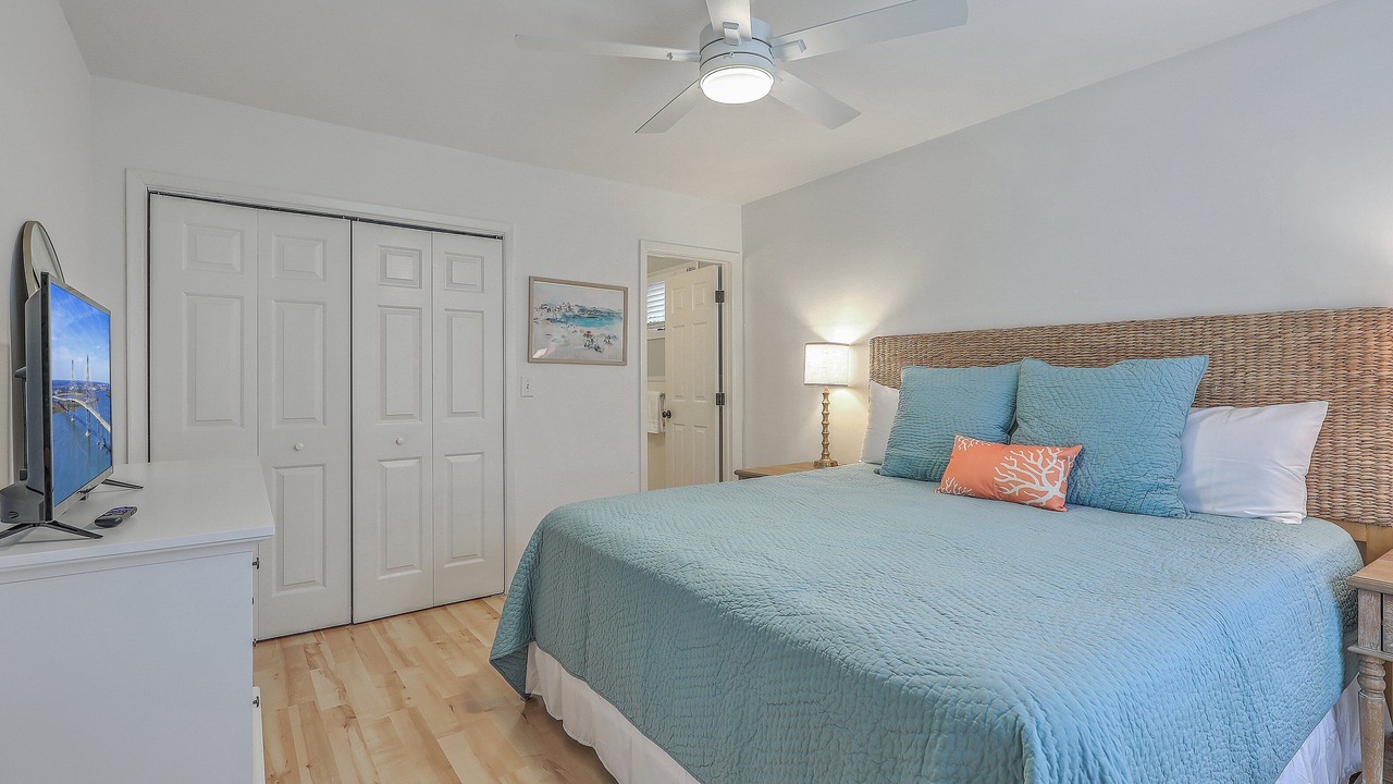 Photo of Bedroom in Tarpon Pond