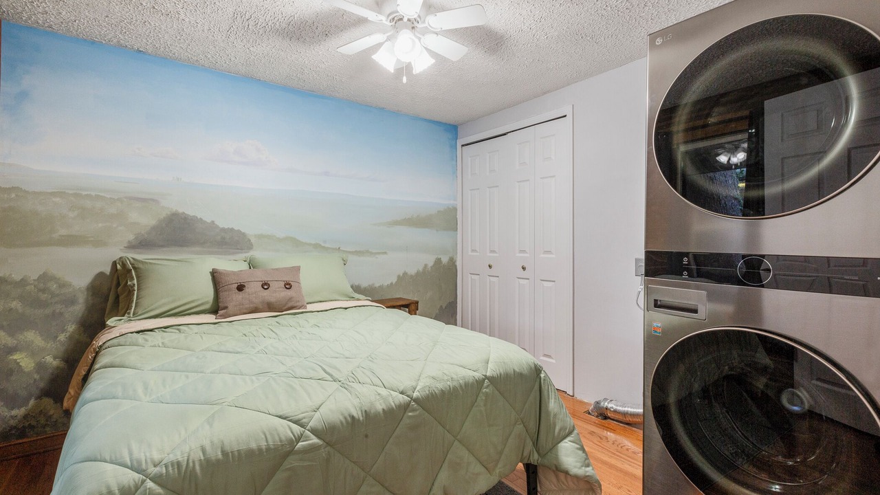 Photo of Bedroom in Shepherdsville