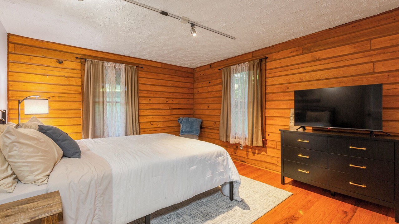 Photo of Bedroom in Shepherdsville
