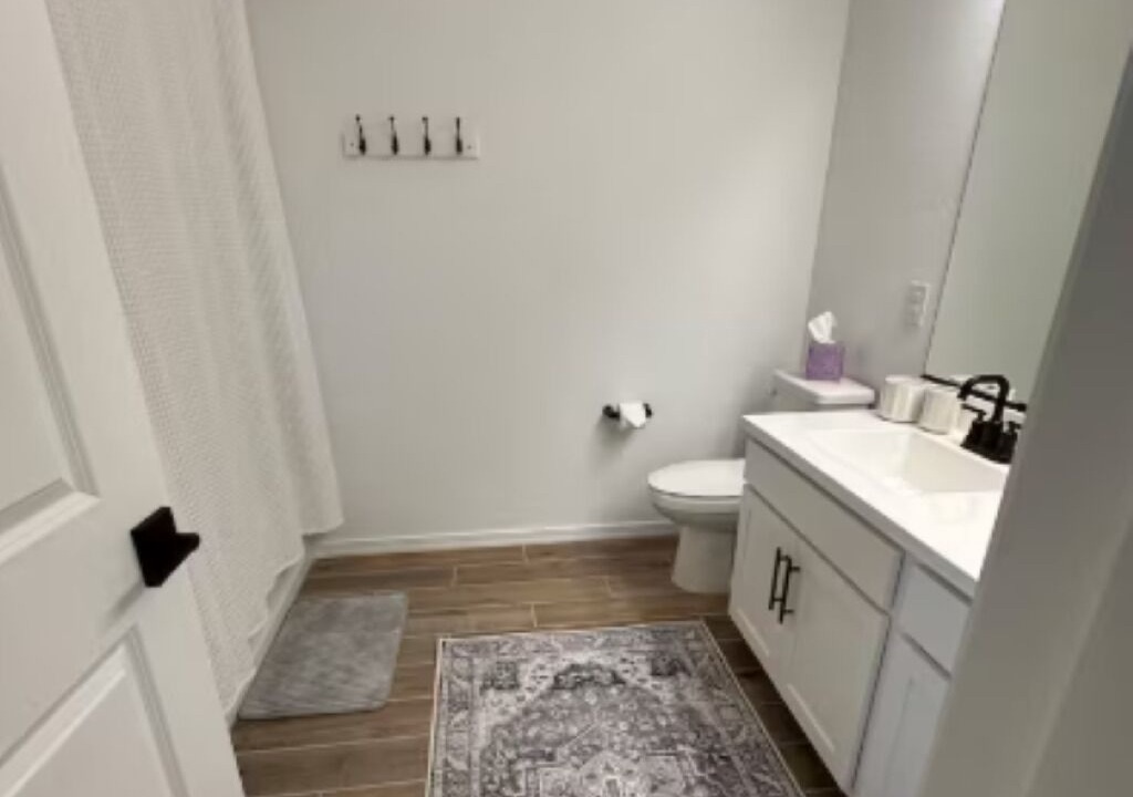Photo of Bathroom in Maricopa County