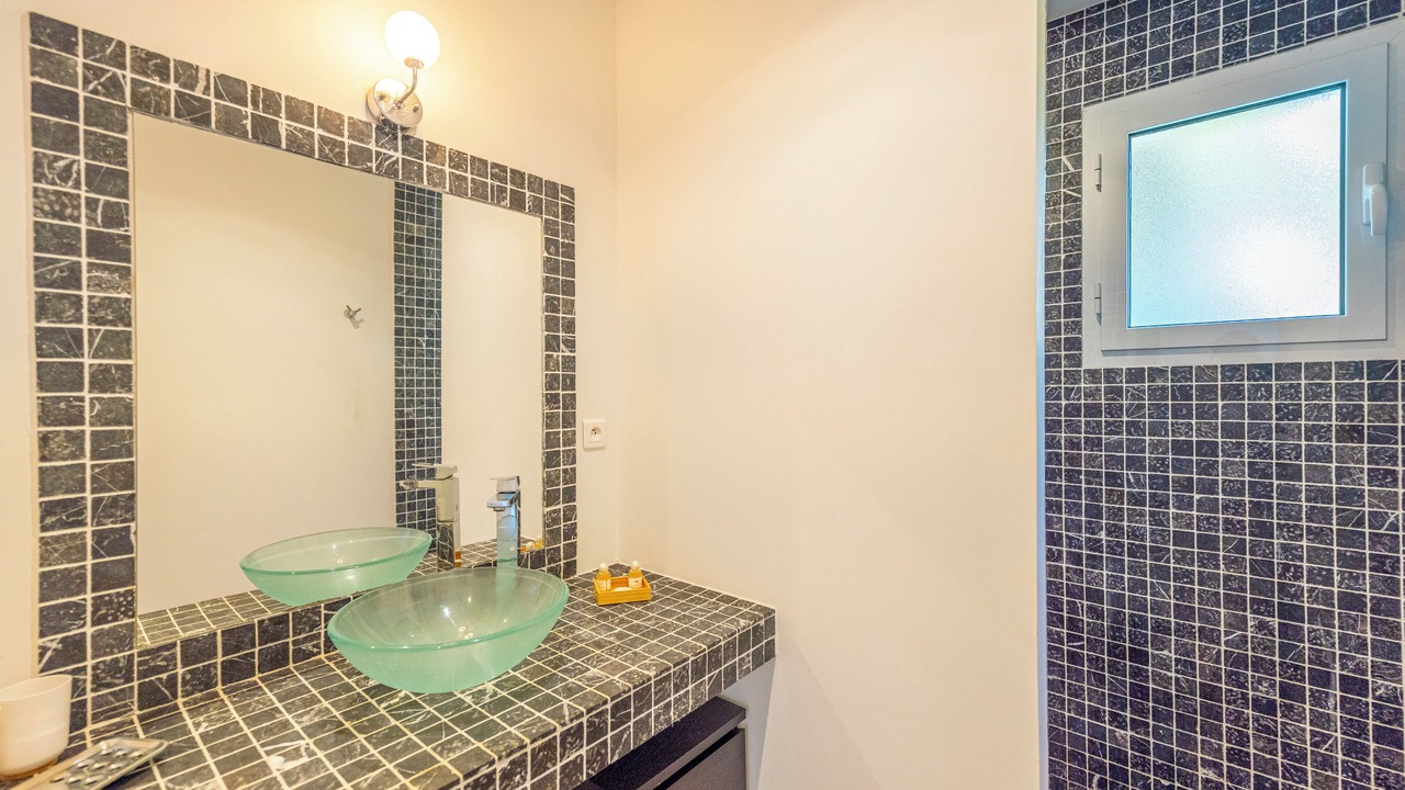 Photo of Bathroom in Santa-Reparata-di-Balagna