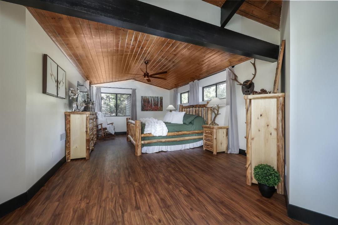 Photo of Bedroom in Munds Park