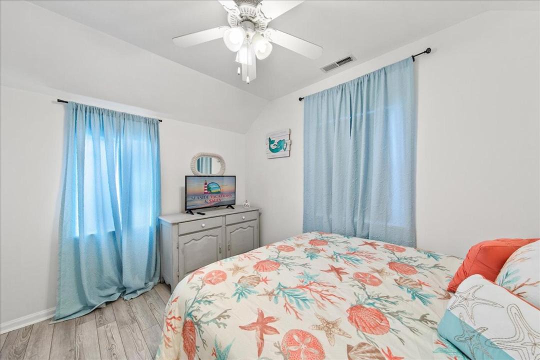 Photo of Bedroom in Chincoteague