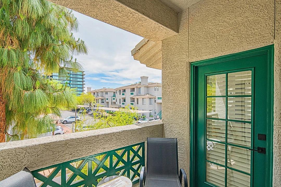 Photo of Patio Balcony in Kierland