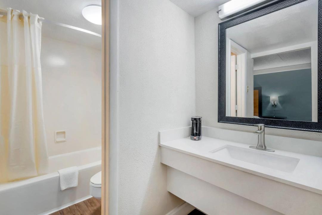 Photo of Bathroom in North Charleston