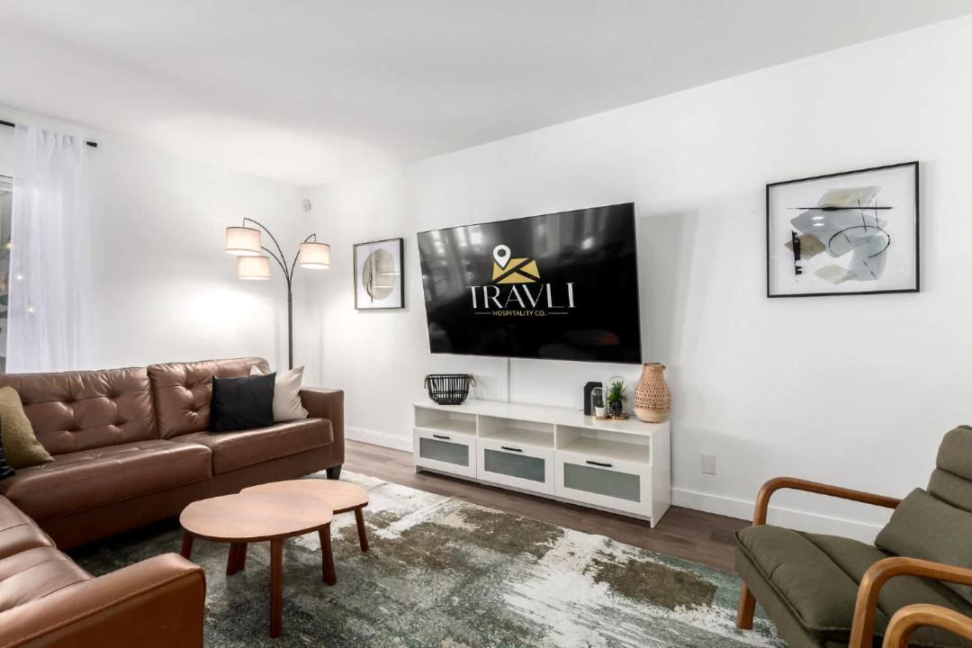 Photo of Livingroom in Trail West