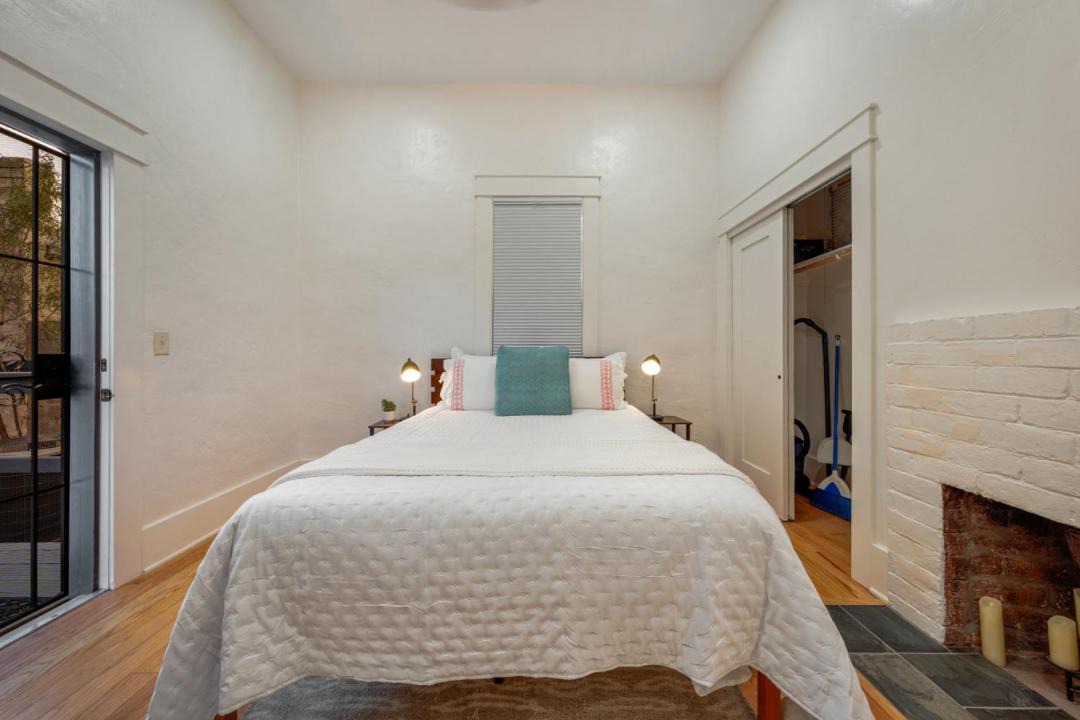 Photo of Bedroom in Iron Horse Historic District