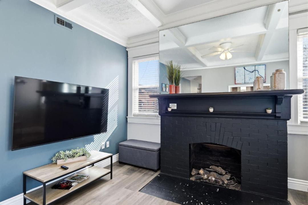 Photo of Livingroom in Beechmont