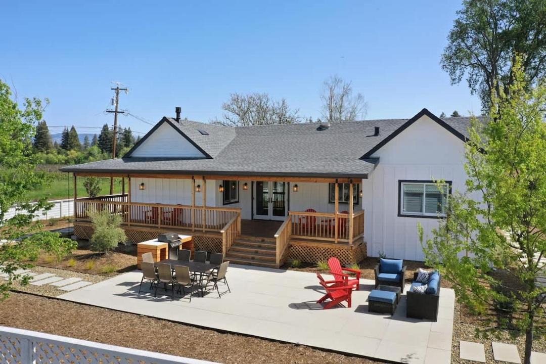 Photo of Others in Healdsburg