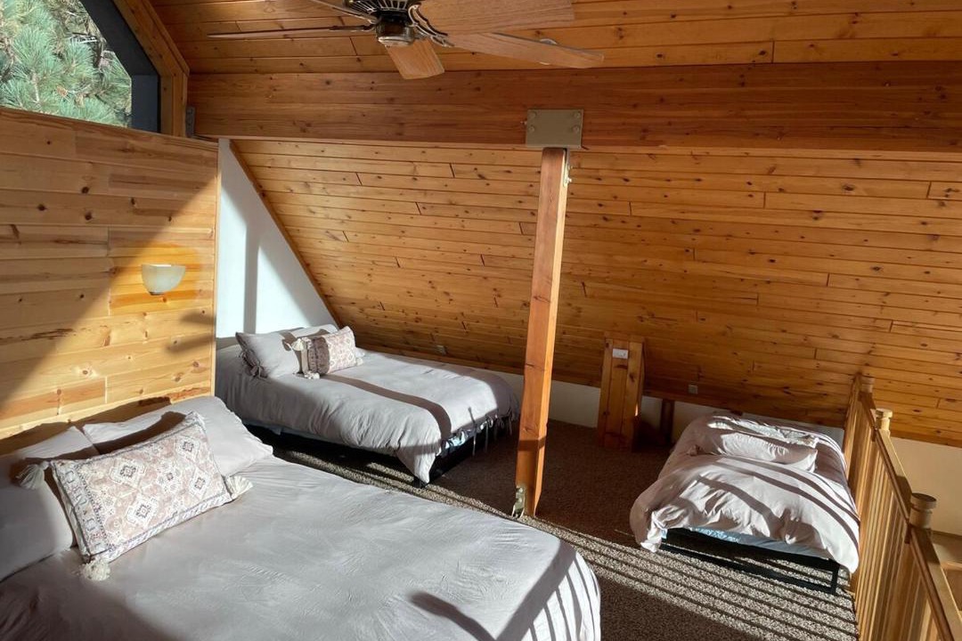 Photo of Bedroom in Fawnskin
