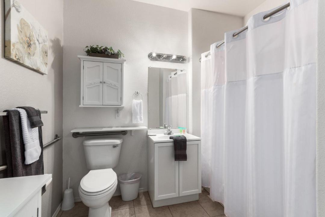 Photo of Bathroom in Parkwood Ranch