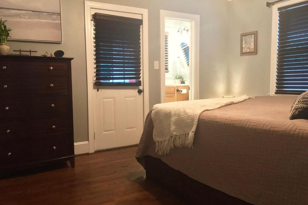 Photo of Bedroom in Downtown