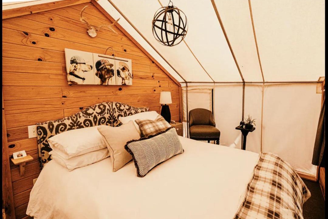 Photo of Bedroom in Virgin