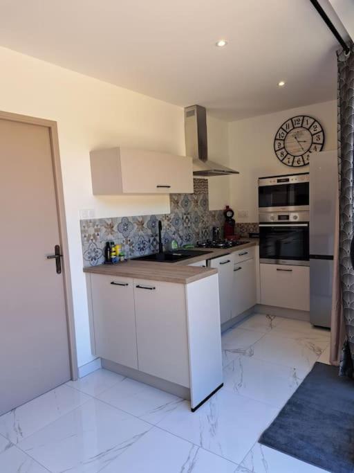 Photo of Kitchen in Bonifacio