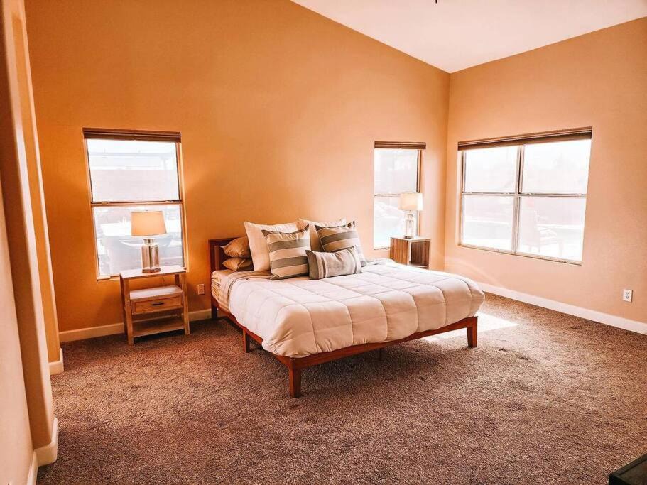 Photo of Bedroom in Avondale