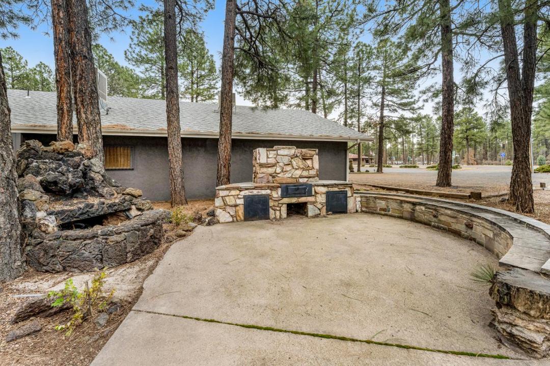 Photo of Buildings in Pinetop-Lakeside