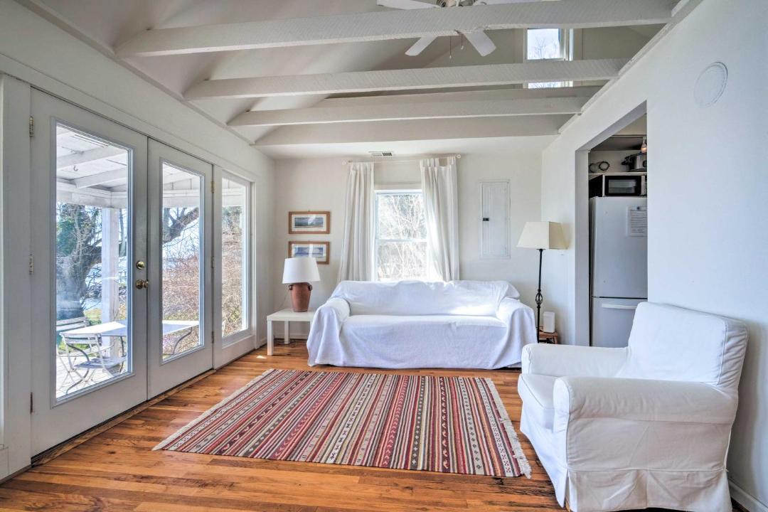 Photo of Bedroom in Rock Point