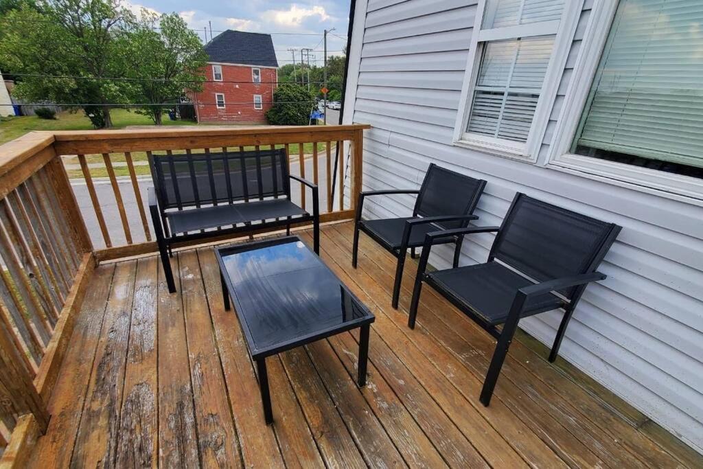 Photo of Patio Balcony in Willoughby Spit