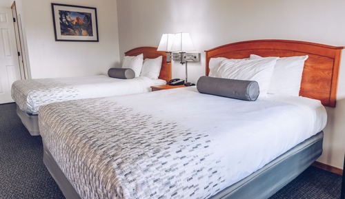 Double Room, 2 Queen Beds, Accessible